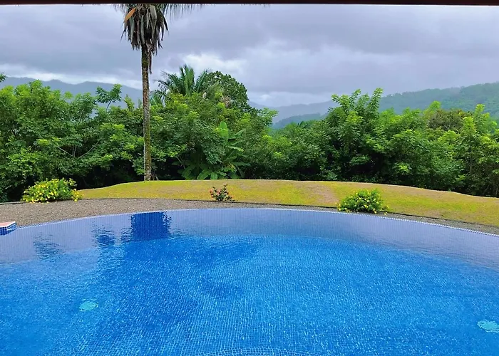 Casa Nekori Wonderful Mountain View 15 Minutes From Samara Сasa de vacaciones *