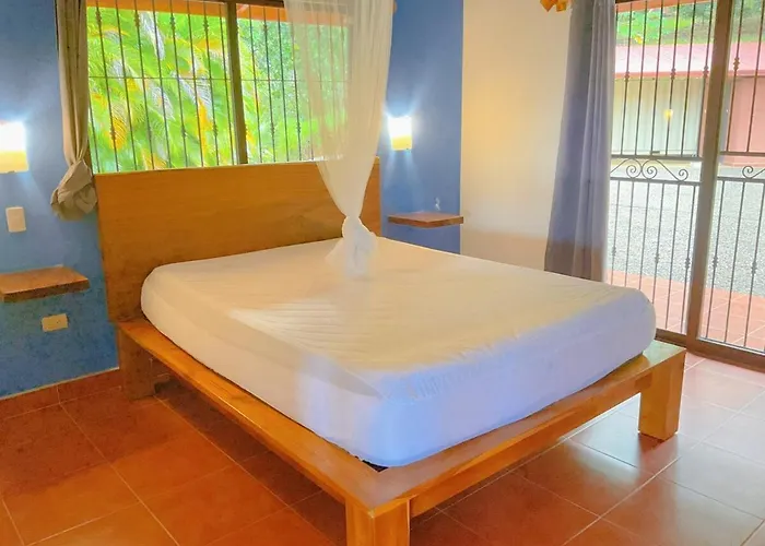 Сasa de vacaciones Casa Nekori Wonderful Mountain View 15 Minutes From Samara