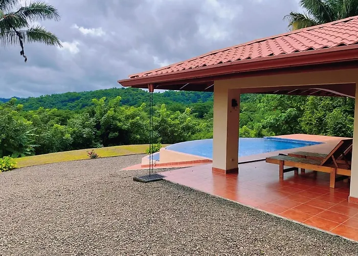 Сasa de vacaciones Casa Nekori Wonderful Mountain View 15 Minutes From Samara Nicoya