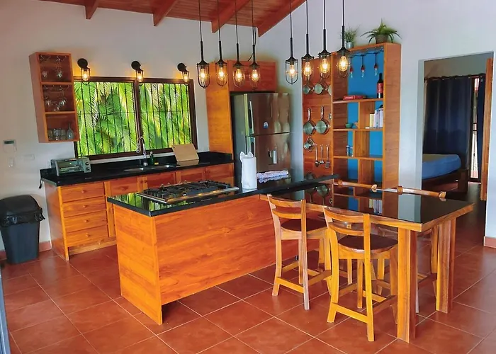 Casa Nekori Wonderful Mountain View 15 Minutes From Samara Сasa de vacaciones Nicoya